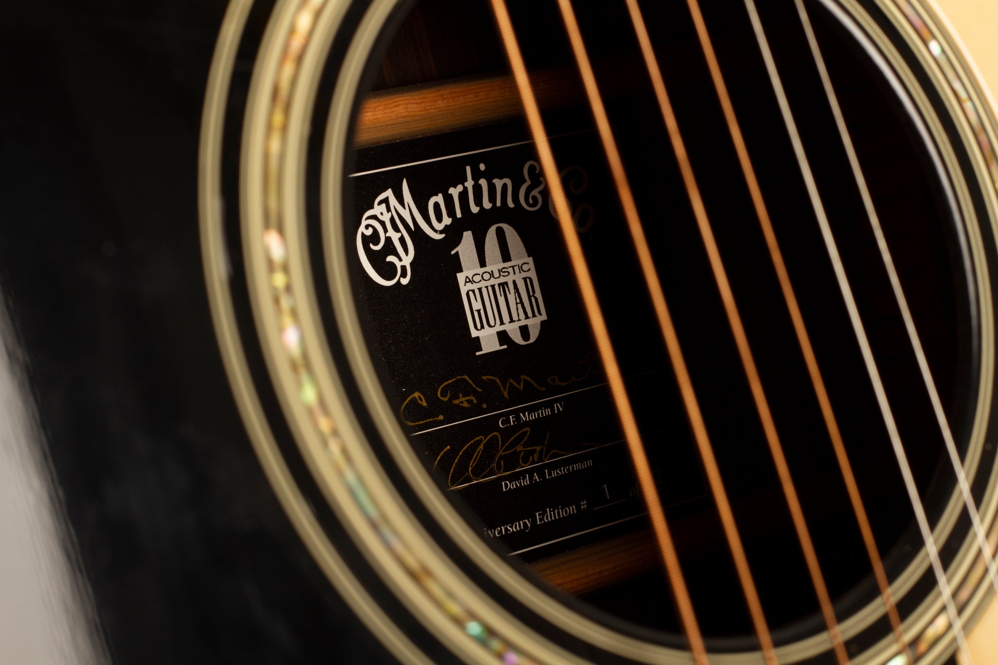 Martin HD-28V – Acoustic Guitar