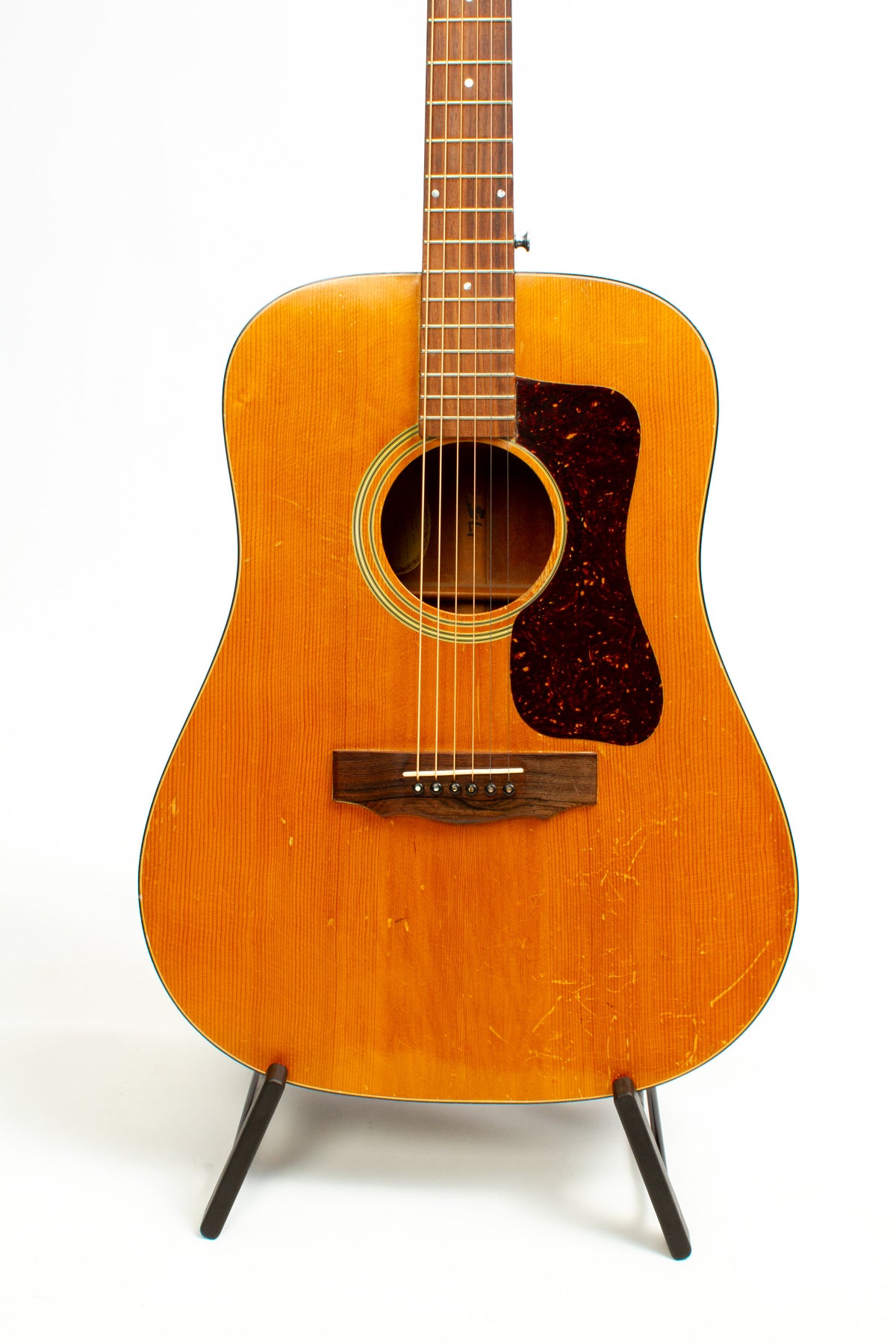 1975 Guild D35 – Acoustic Guitar