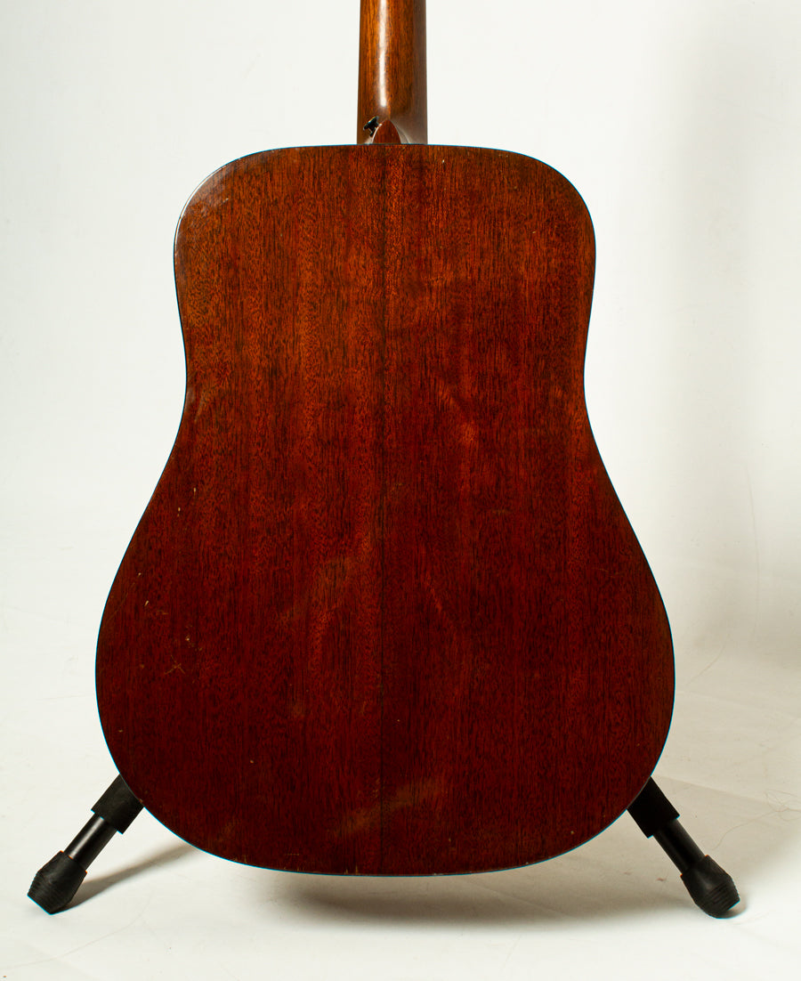 1965 Martin D-18